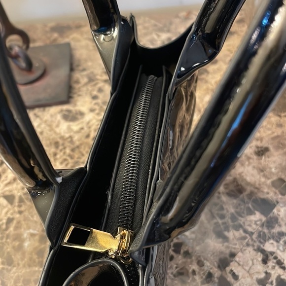 Black Heart Betsy Style Mini Bag - Picture 6 of 12